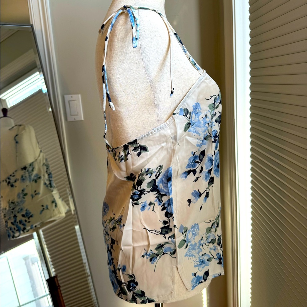 Honey Punch | Floral Spaghetti Strap Camisole | Small - Picture 3 of 9